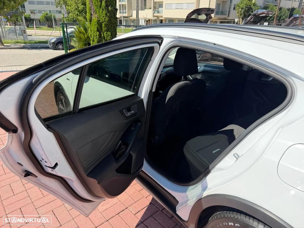 Ford Focus 1.0 EcoBoost Titanium - 40