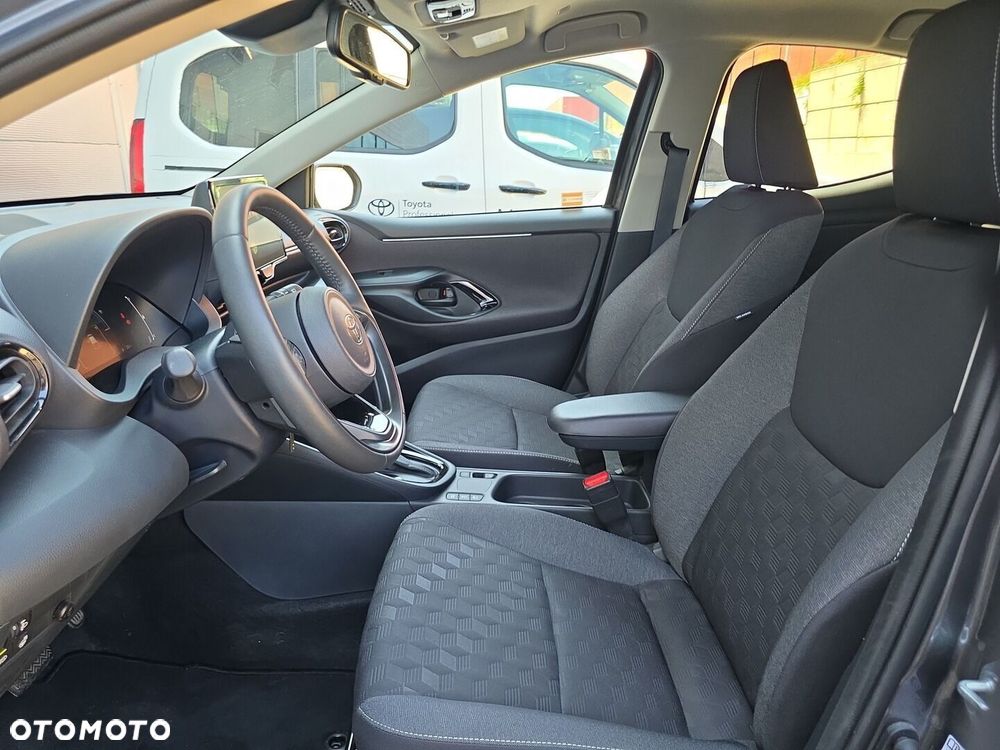 Toyota Yaris Hybrid 1.5 Style - 12