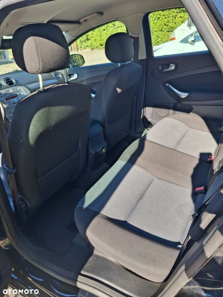 Ford Mondeo - 7