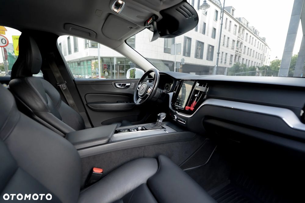Volvo XC 60 D5 SCR AWD Inscription - 21