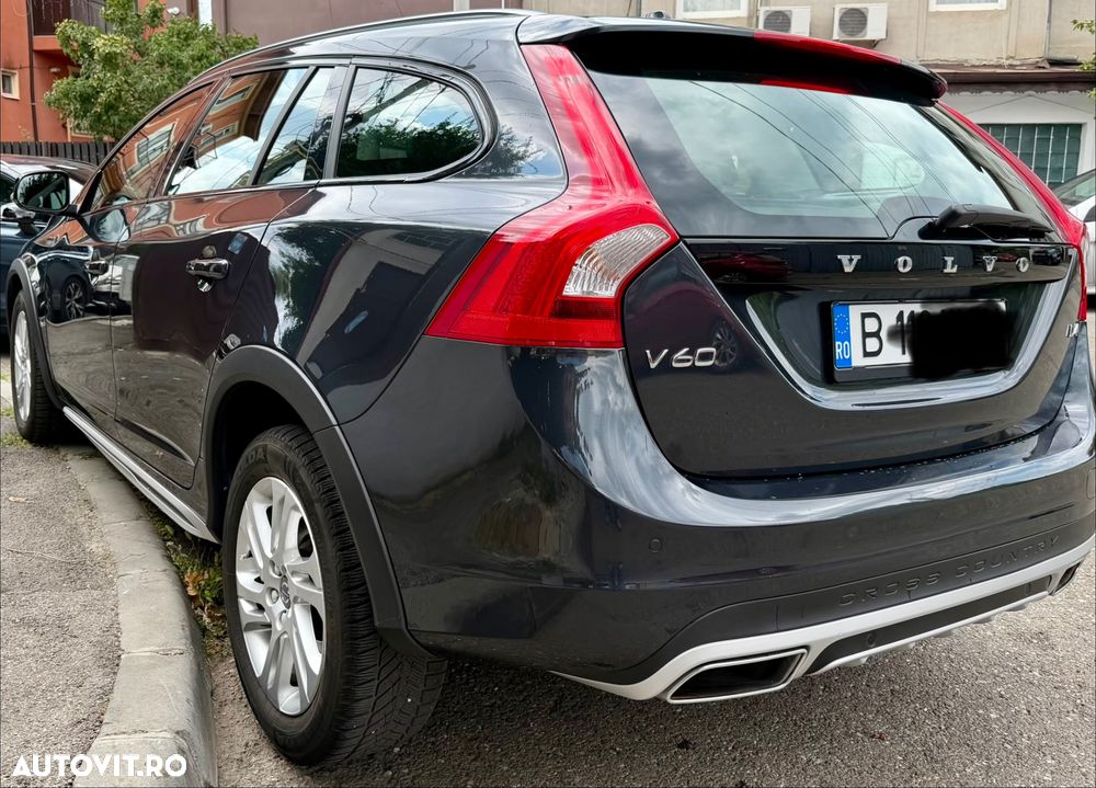 Volvo V60 D4 Momentum - 5