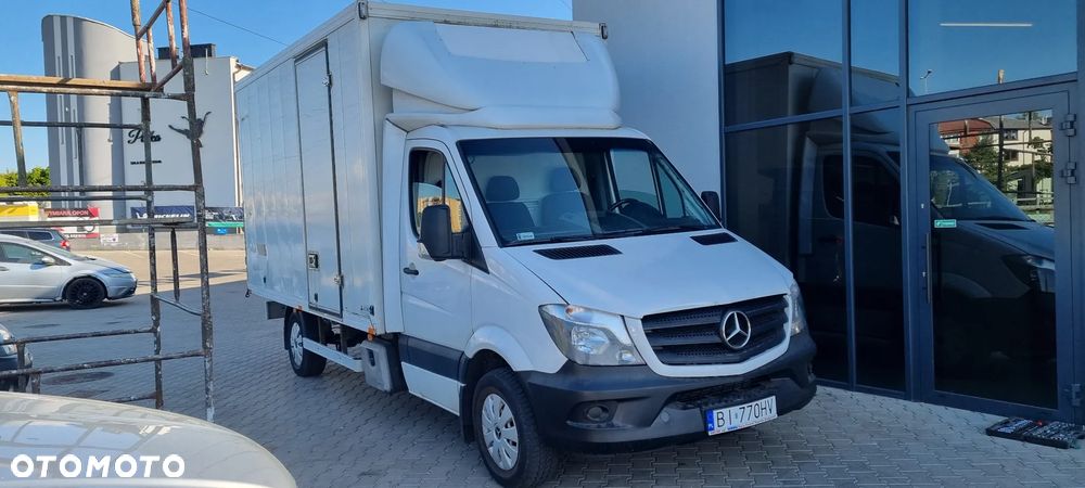 Mercedes-Benz SPRINTER 319 - 1