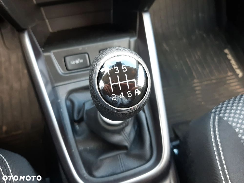 Suzuki Vitara 1.4 Boosterjet mHEV Elegance 2WD - 29
