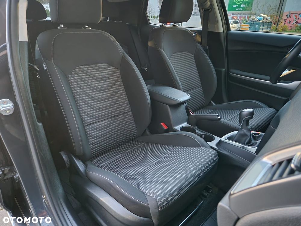 Kia XCeed 1.5 T-GDI M - 30