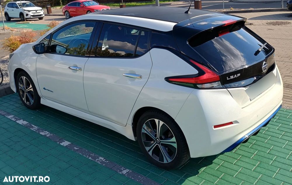 Nissan LEAF Tekna - 2