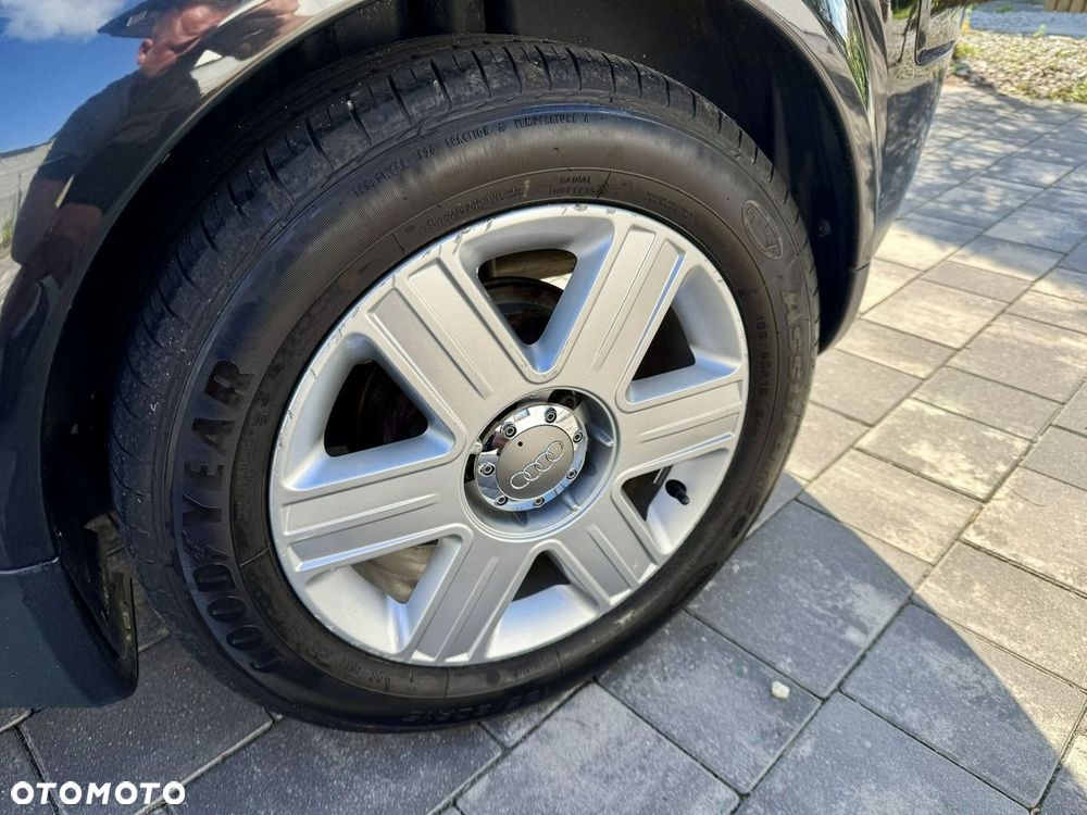 Audi A2 - 8