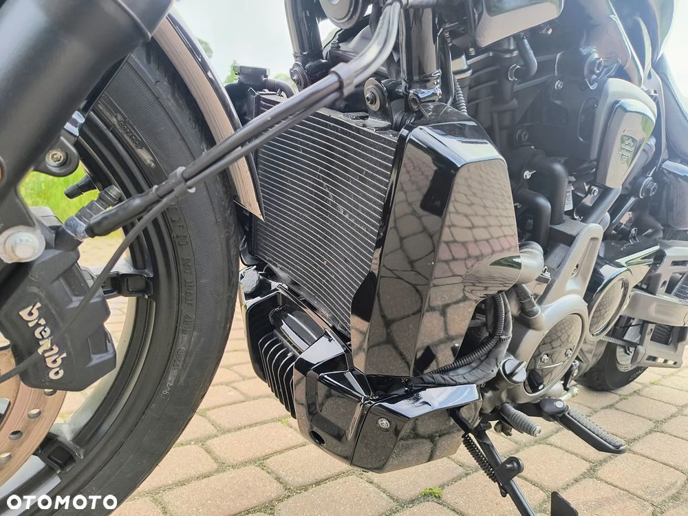 Harley-Davidson Sportster Nightster 975 - 12