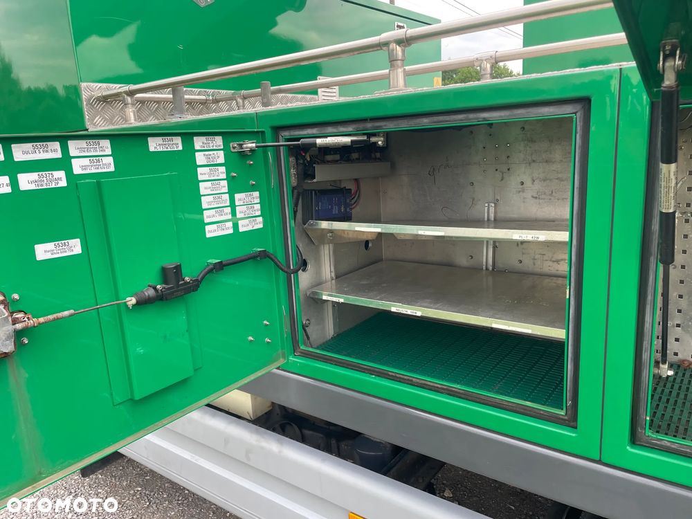 Mercedes-Benz Atego 818 - 11