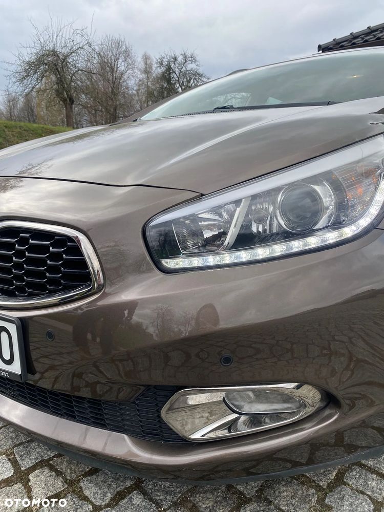 Kia Ceed 1.6 CRDi 128 ISG Platinum Edition - 1