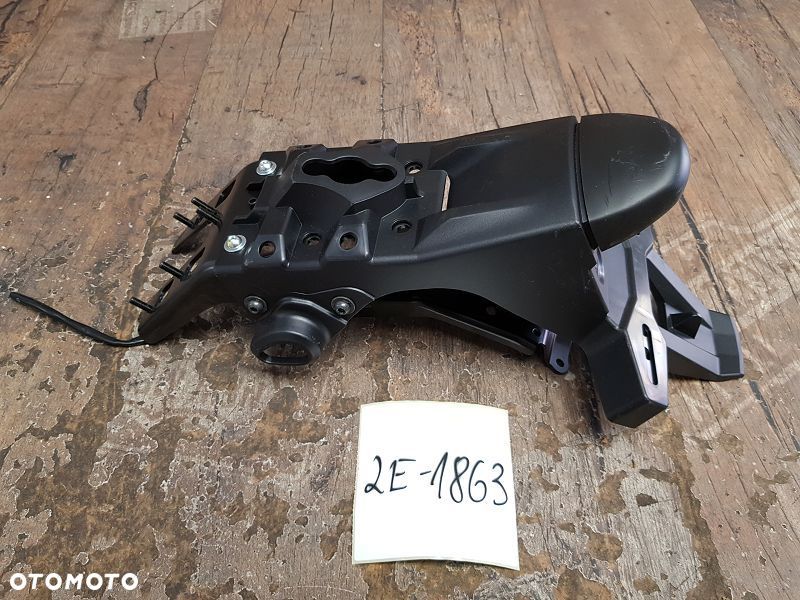 Uchwyt tablicy błotnik Yamaha XSR 900 - 1