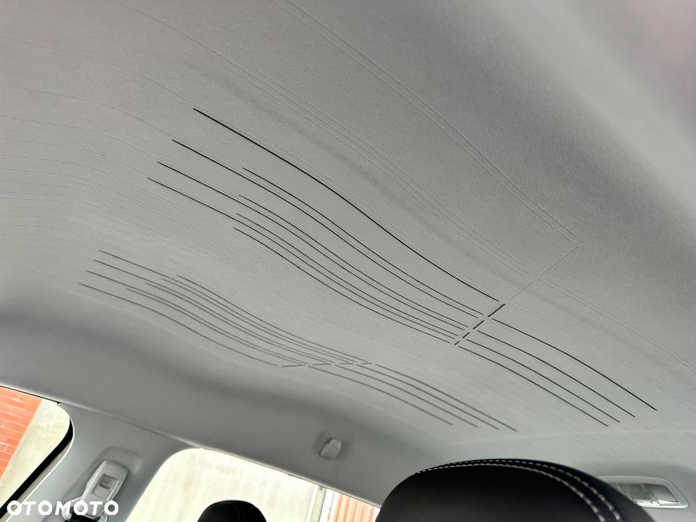 Peugeot 2008 BlueHDi 100 STOP & START Allure - 30