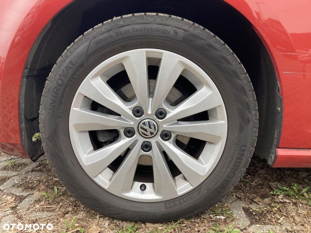 Volkswagen Golf 1.2 TSI BMT Comfortline - 29