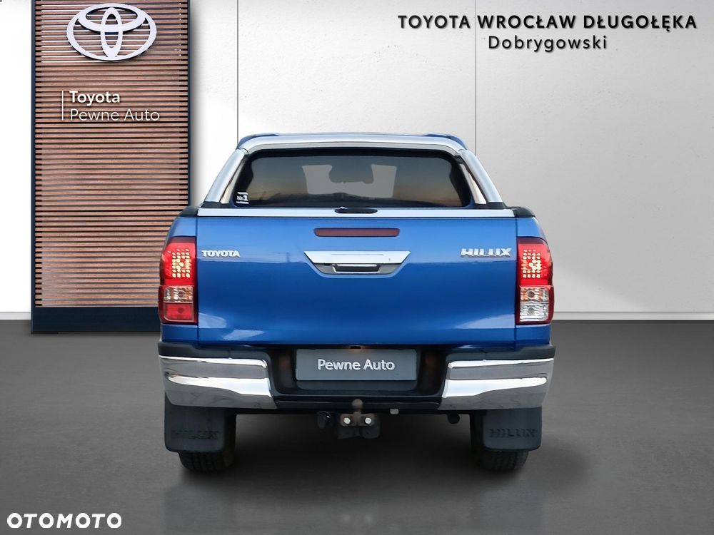 Toyota Hilux 2.4 D-4D Double Cab SR5 4x4 - 5