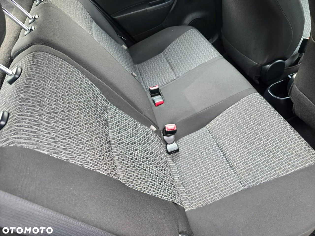 Toyota Yaris - 20