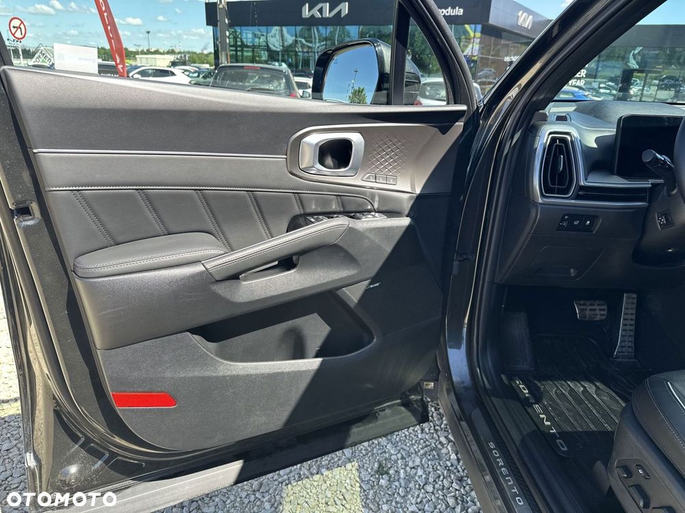 Kia Sorento - 10