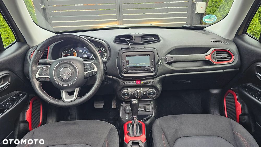 Jeep Renegade - 17