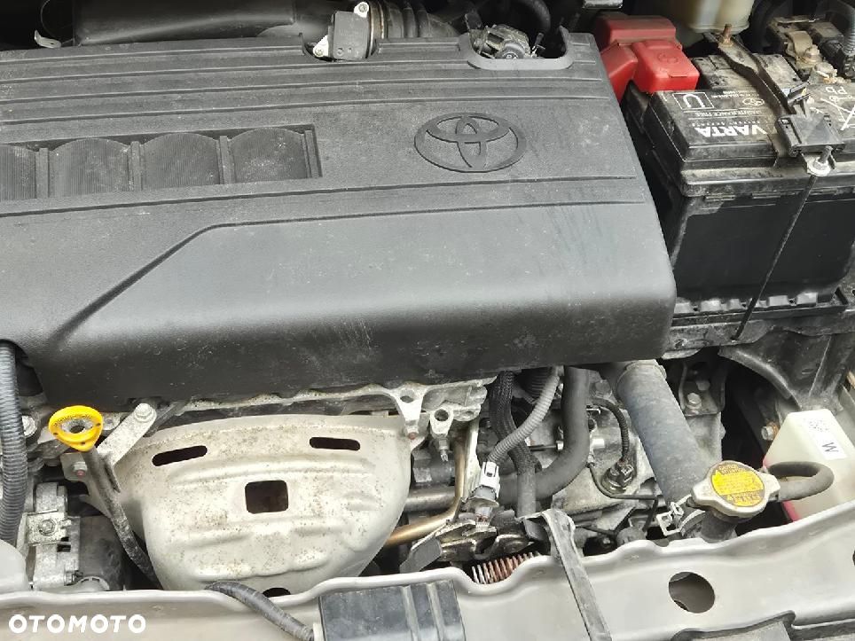 Toyota Yaris 1.33 Premium - 16