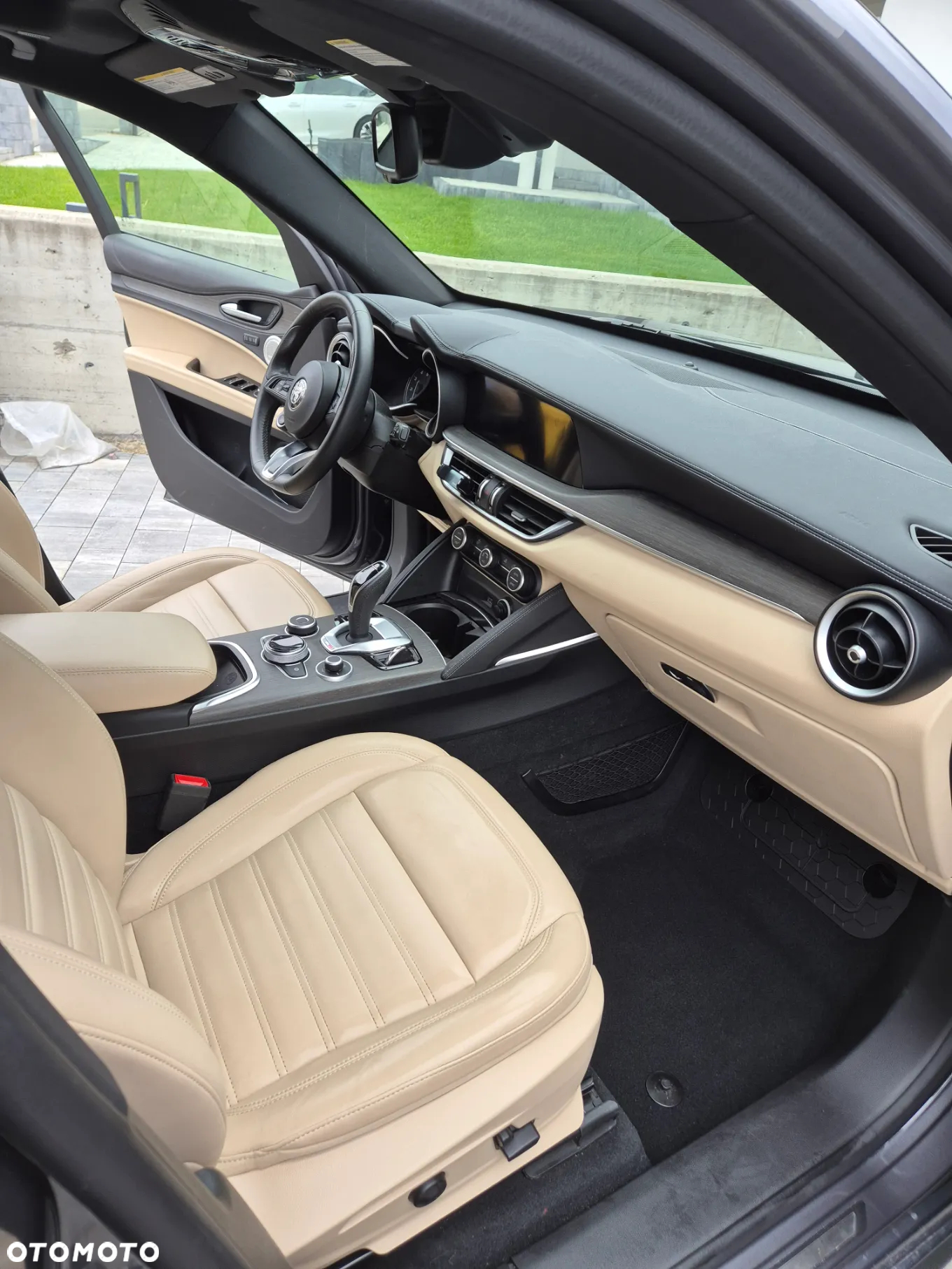 Alfa Romeo Stelvio 2.0 Turbo 16V AT8-Q4 Lusso - 15