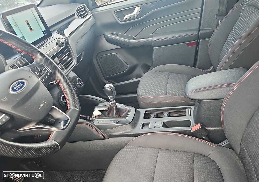 Ford Kuga 1.5 EcoBoost ST-Line - 4