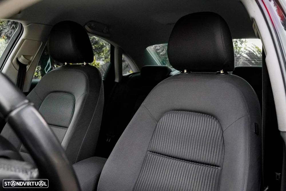 Audi A4 2.0 TDI - 32