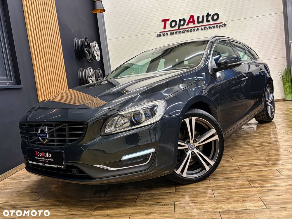 Volvo V60 D4 Geartronic Momentum - 2