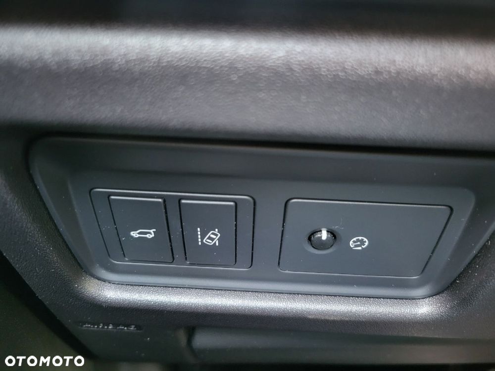 Land Rover Discovery Sport - 37