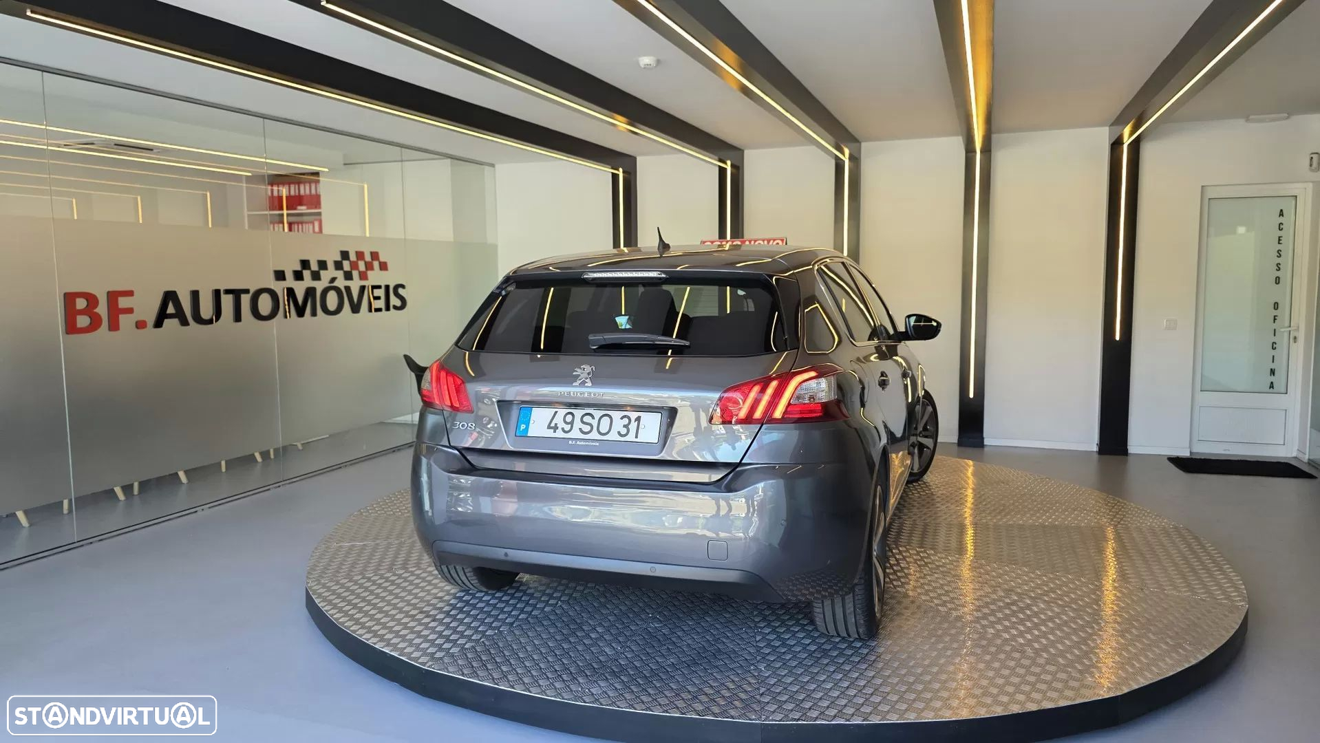 Peugeot 308 1.6 BlueHDi Allure J17 - 16