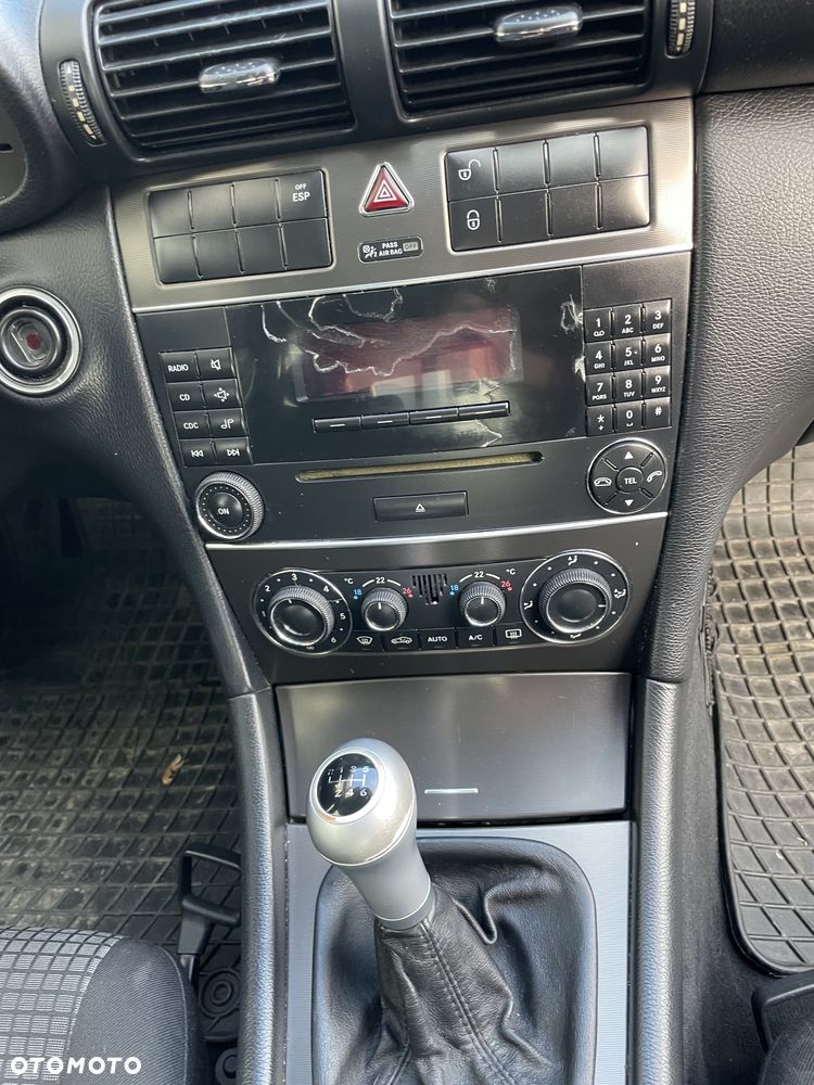 Mercedes-Benz Klasa C 220 CDI - 13
