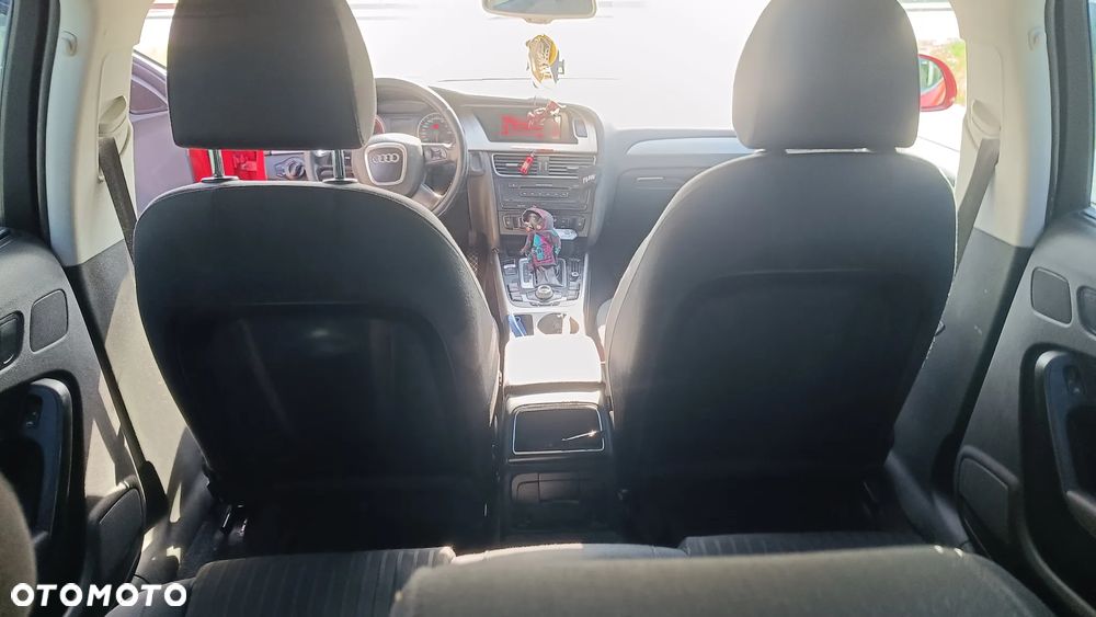 Audi A4 Avant 2.0 TDI Multitronic - 24