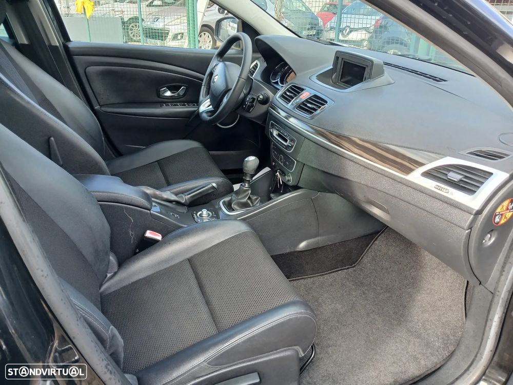 Renault Mégane Sport Tourer 1.5 dCi Dynamique CO2 Champion - 23