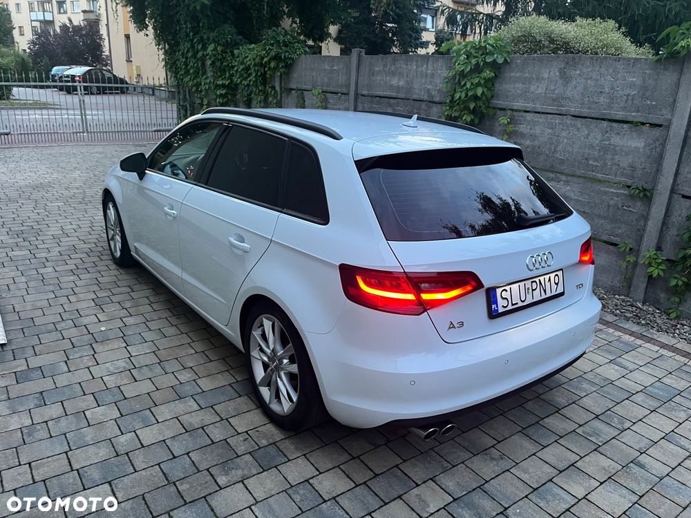 Audi A3 Sportback 2.0 TDI Ambiente - 4