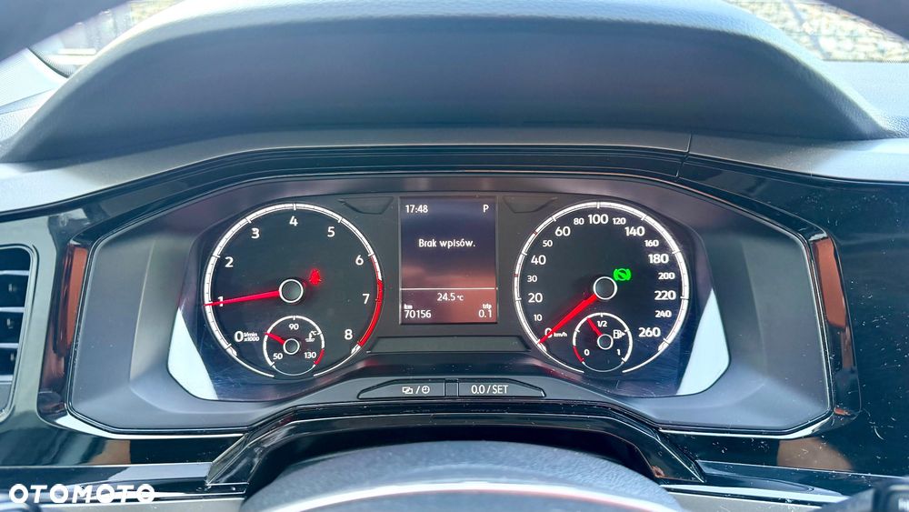 Volkswagen Polo - 17