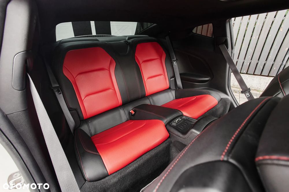 Chevrolet Camaro - 34