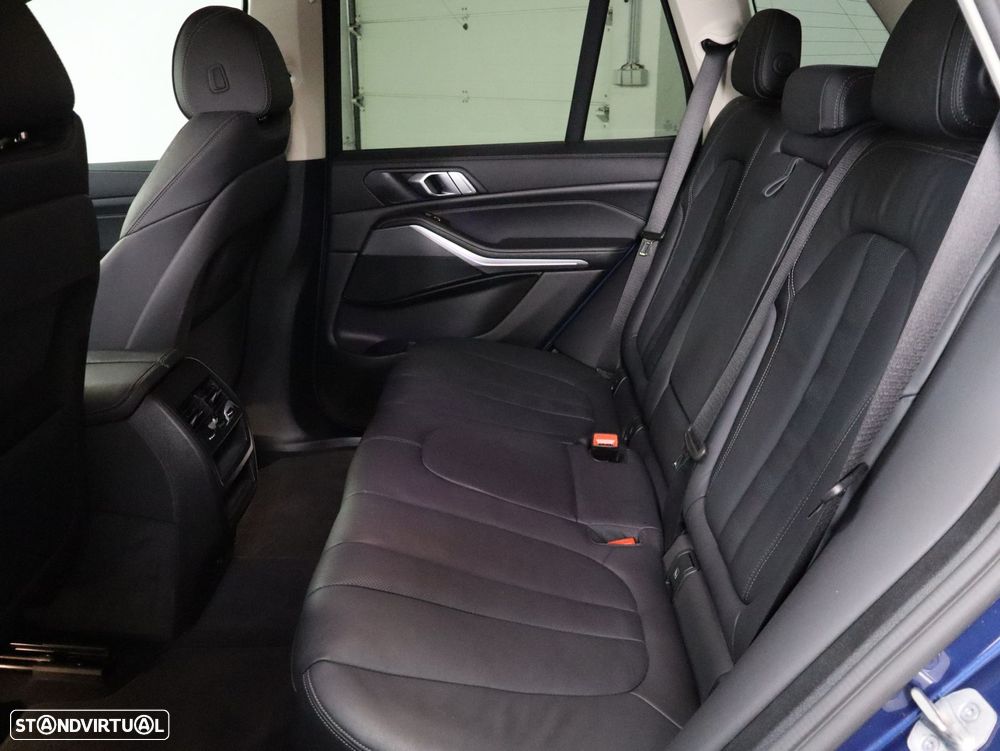 BMW X5 45 e xDrive Pack M - 11