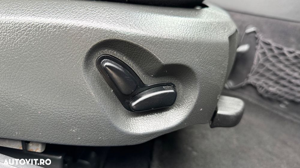 Mercedes-Benz E 220 CDI Elegance - 12