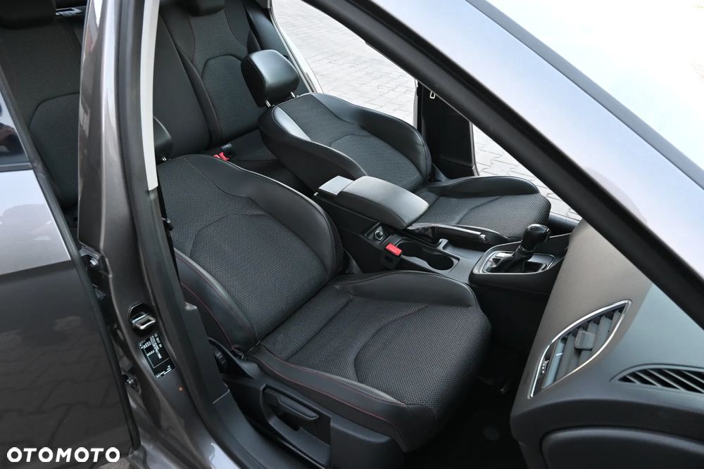 Seat Leon 2.0 TDI DPF Start&Stop DSG FR - 37