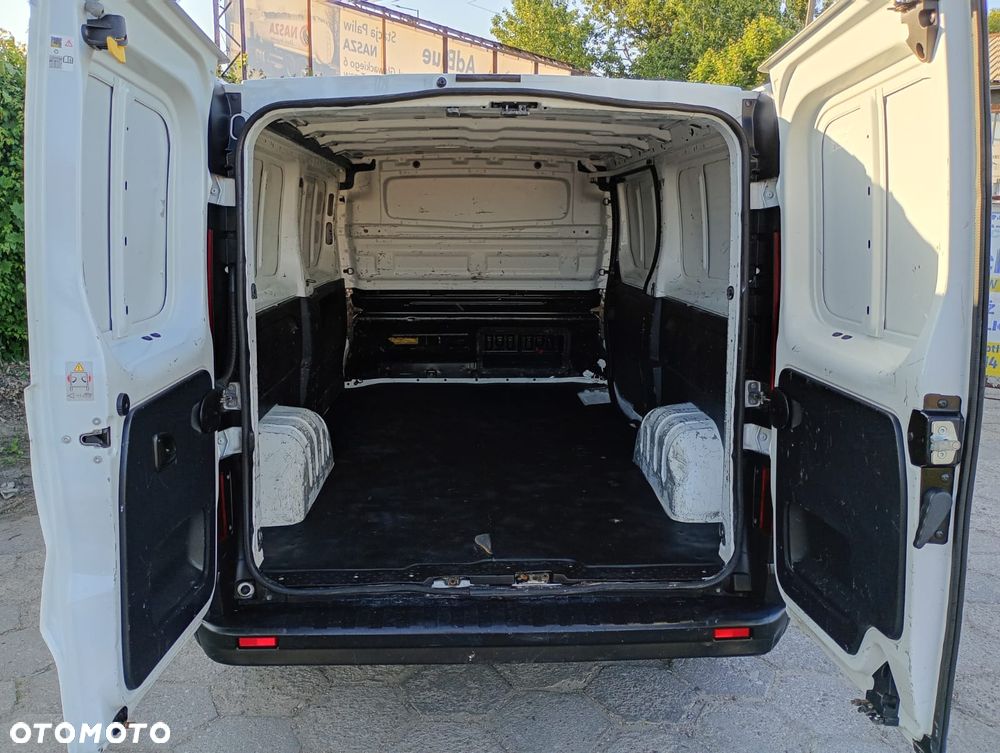 Renault Trafic - 21