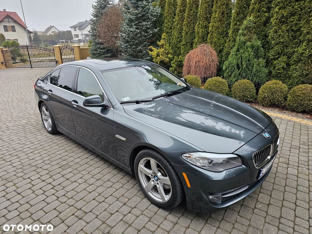 BMW Seria 5 528i - 8