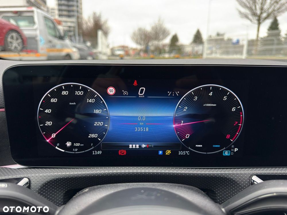 Mercedes-Benz Klasa A 200 AMG Line 7G-DCT - 32