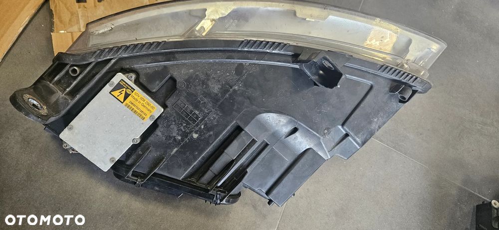 Lampa lewa prawa przód przednia xenon Audi A6 C6 2006r Europa - 7