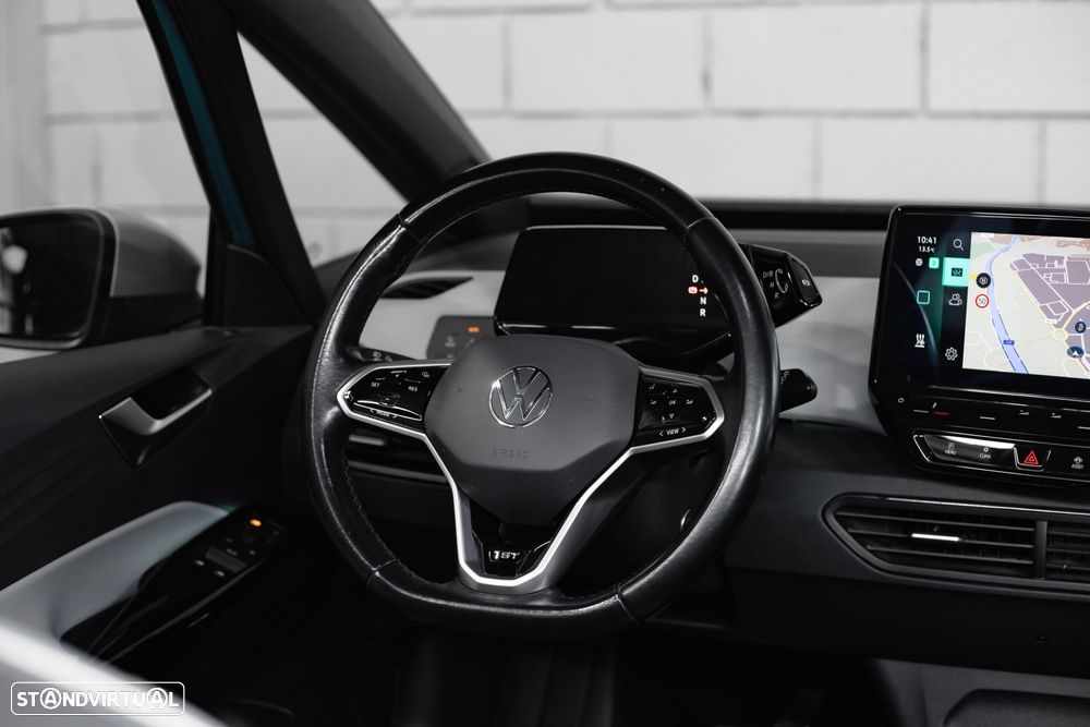 VW ID.3 58 kWh 1st - 9