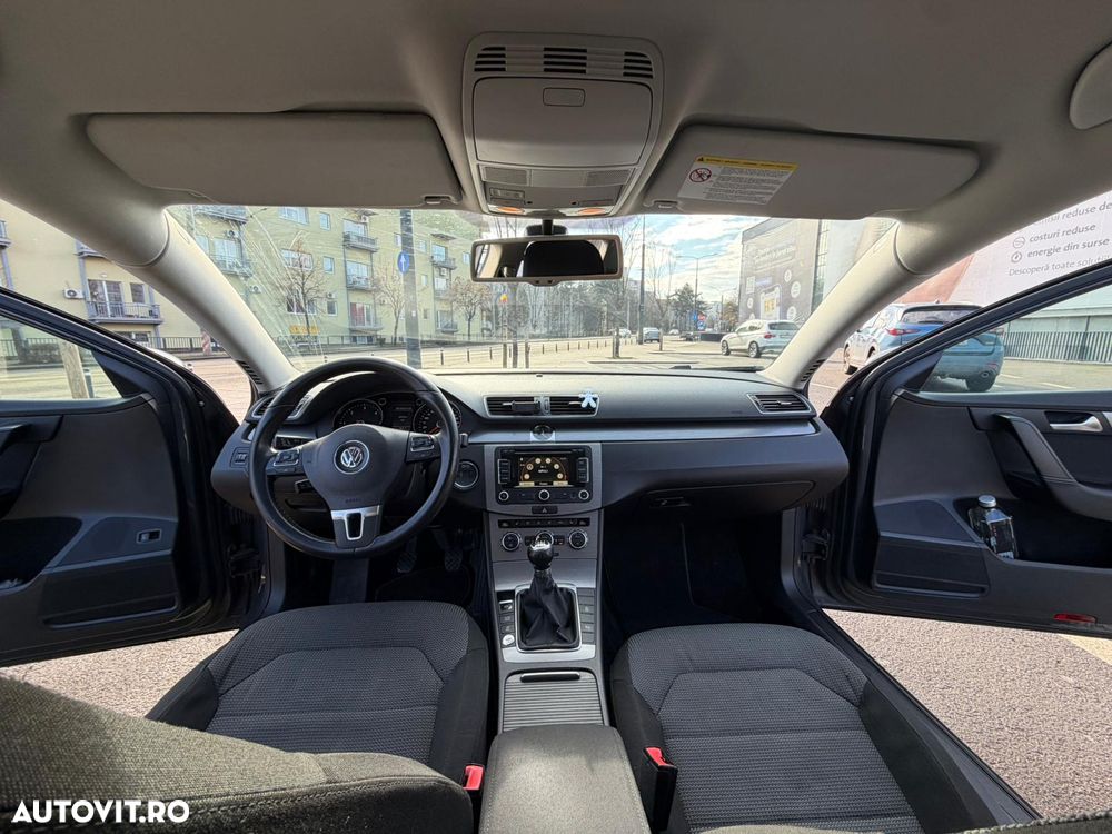 Volkswagen Passat 2.0 Blue TDI SCR Comfortline - 5