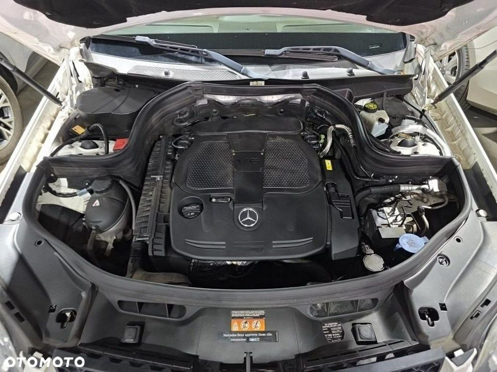 Mercedes-Benz GLK 350 4-Matic - 13