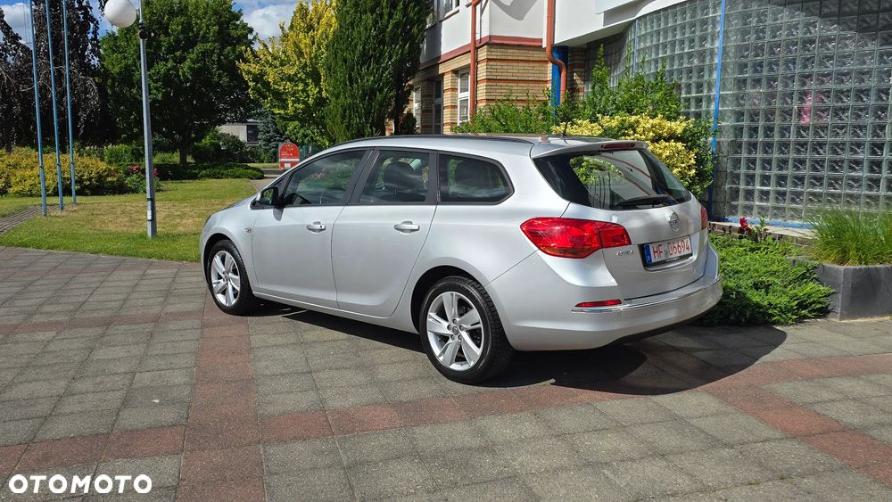 Opel Astra - 37