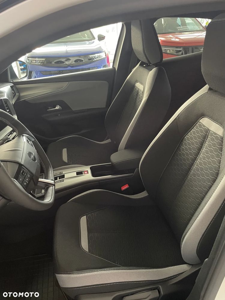 Opel Mokka 1.2 T Edition S&S - 12