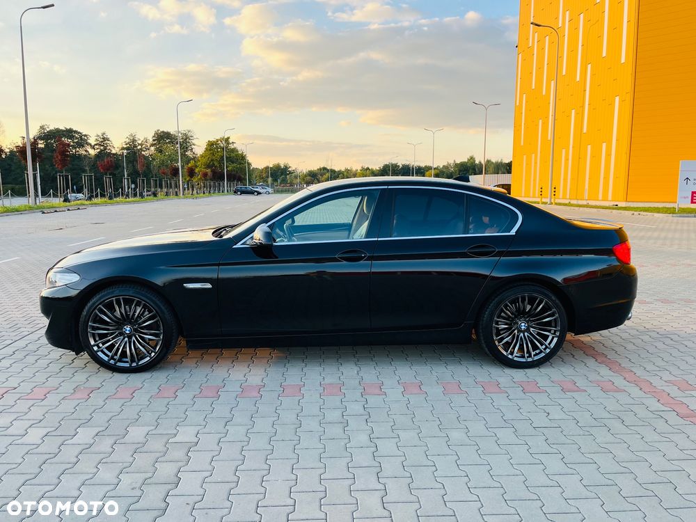 BMW Seria 5 520d - 11