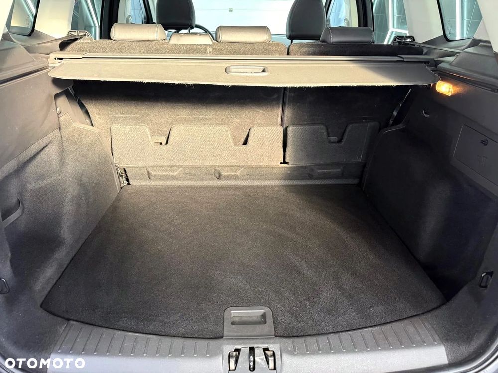 Ford Kuga 1.5 EcoBoost 2x4 Titanium - 26