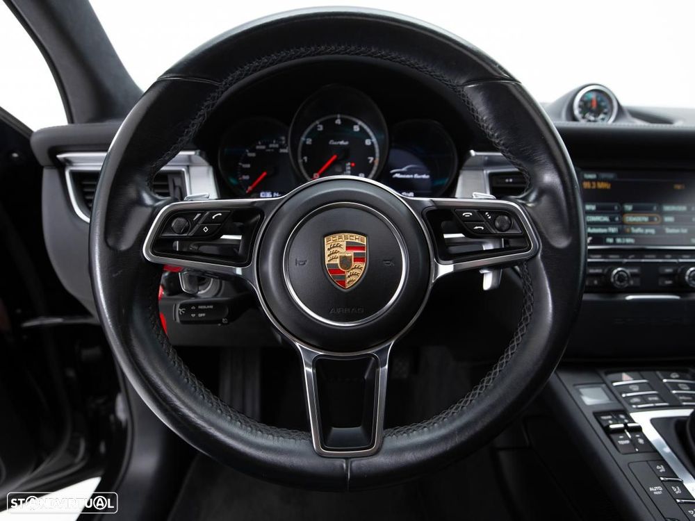 Porsche Macan Turbo - 21