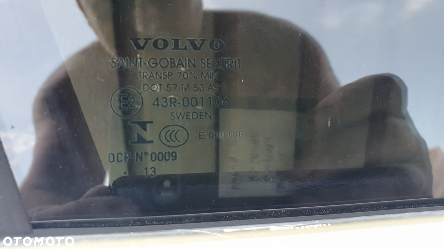 Volvo V60 kombi 10- drzwi prawe przednie przód $ - 4