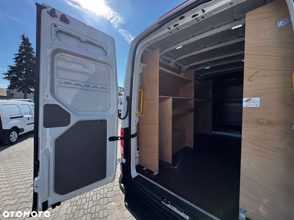 Volkswagen CRAFTER - 10